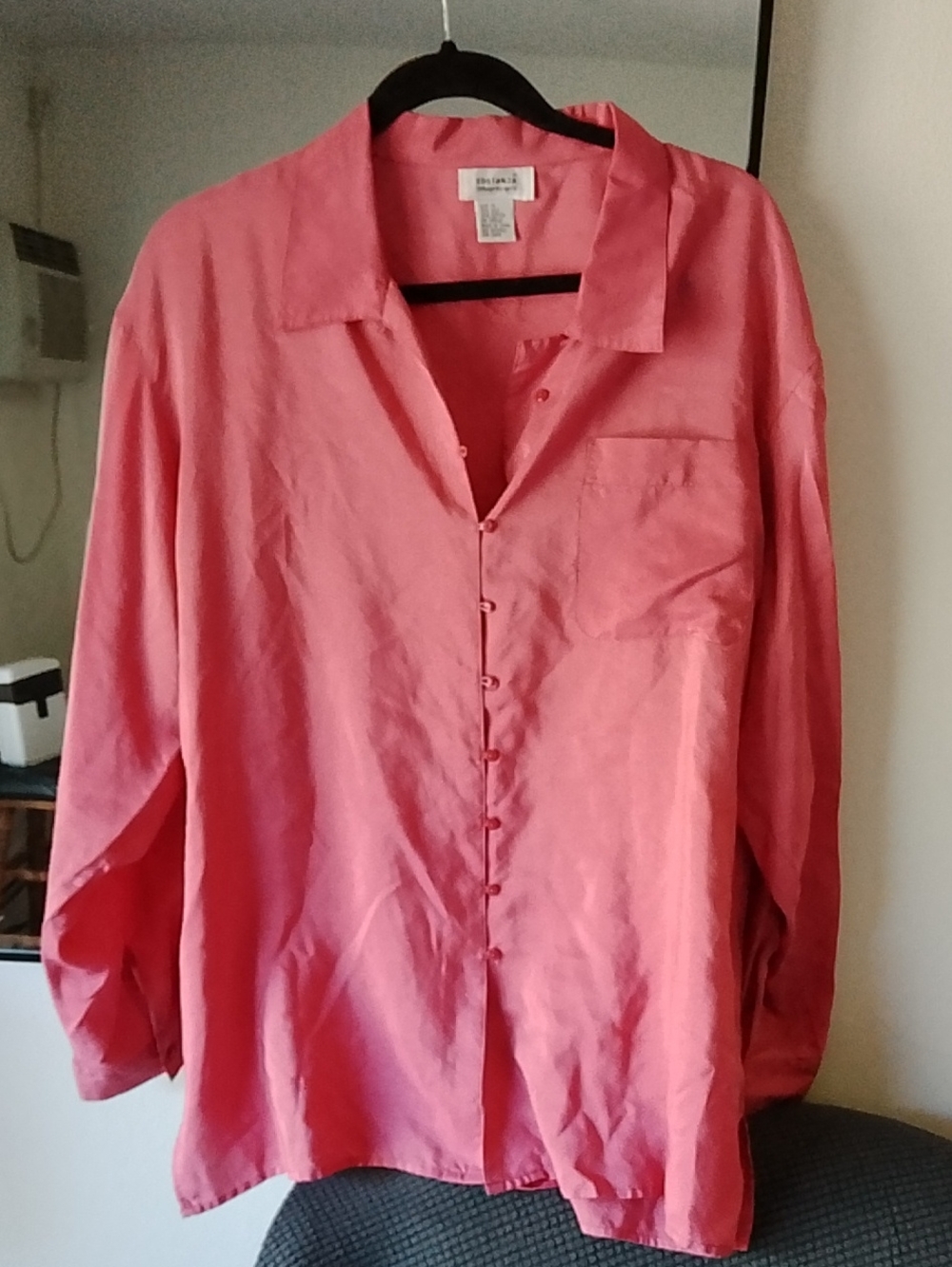 Sostanza 70 % SilkBrand Womans Pink Button-Up Shirt XL